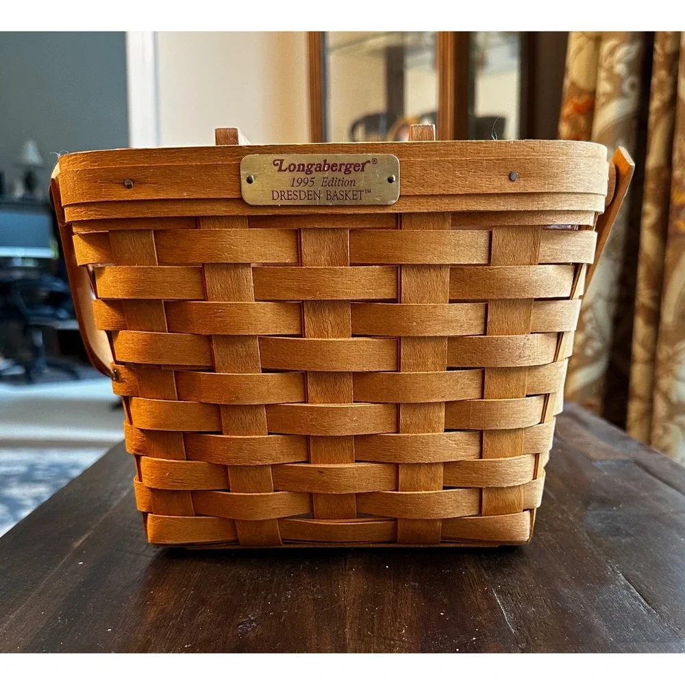 Longaberger 1995 Edition Dresden Basket with Liner and Wooden Divider Handwoven